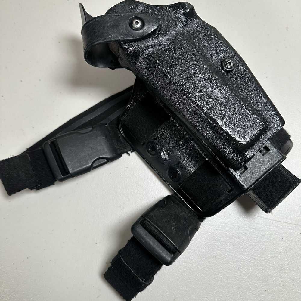 LH Safariland Thigh Holster 6005-83 For Glock 17/22